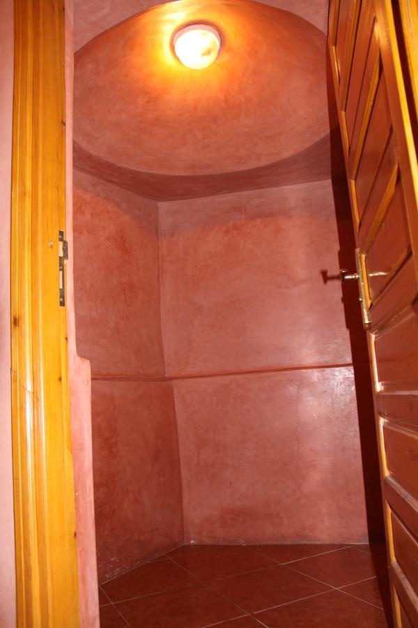 Riad La Porte Des 5 Jardins Marrakesh Exteriör bild
